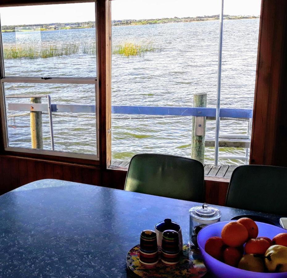 Ps Federal Retreat Paddle Steamer Гулва Экстерьер фото