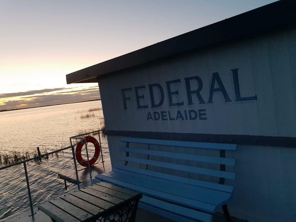 Ps Federal Retreat Paddle Steamer Гулва Экстерьер фото